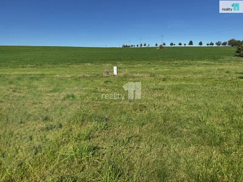 Prodej stavebního pozemku 3737 m²