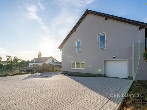 Prodej domu 253 m², pozemek 426 m²