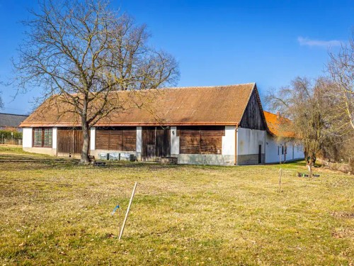 Prodej zemědělské usedlosti 395 m², pozemek 6536 m²