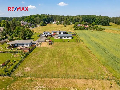 Prodej stavebního pozemku 1255 m²