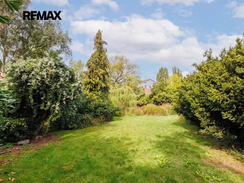 Prodej domu 500 m², pozemek 2240 m²