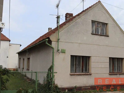 Prodej domu 180 m², pozemek 702 m²