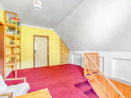 Prodej domu 142 m², pozemek 1005 m²