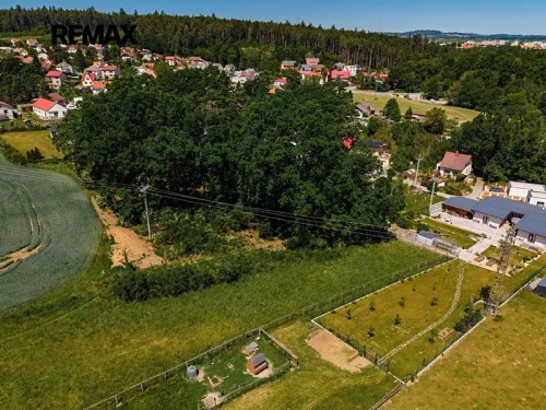 Prodej stavebního pozemku 971 m²