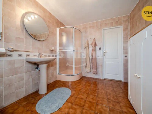 Prodej domu 249 m², pozemek 2385 m²