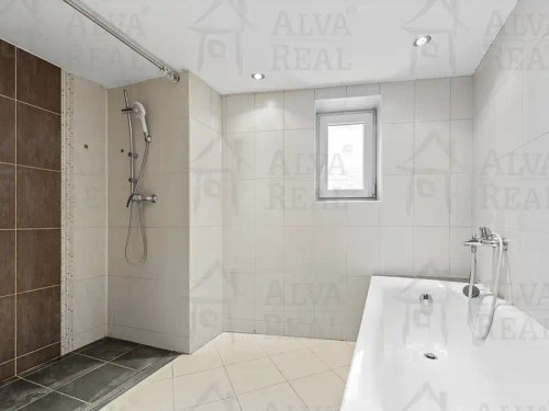 Prodej domu 143 m², pozemek 932 m²