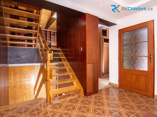 Prodej domu 144 m², pozemek 800 m²