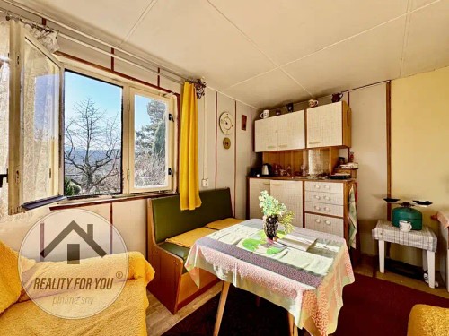 Prodaná chata 40 m², pozemek 386 m²