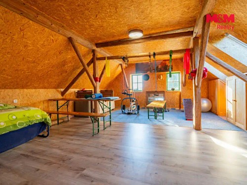 Prodej domu 245 m², pozemek 13625 m²