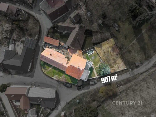 Prodej domu 310 m², pozemek 563 m²
