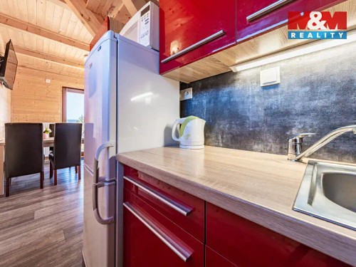Prodej chaty 90 m², pozemek 57 m²