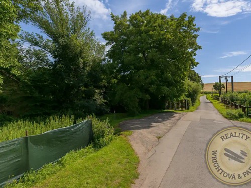 Prodej stavebního pozemku 856 m²