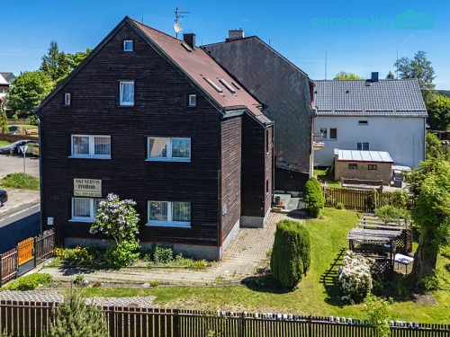 Prodej domu 250 m², pozemek 382 m²