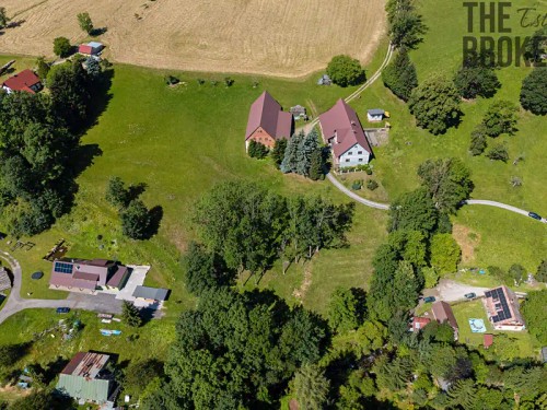 Prodej domu 242 m², pozemek 13584 m²