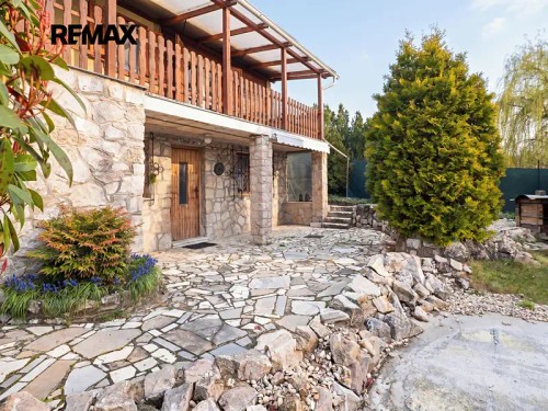 Prodej chaty 90 m², pozemek 425 m²