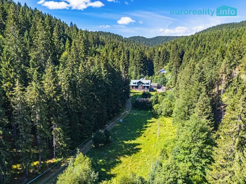 Prodej chalupy 460 m², pozemek 18858 m²