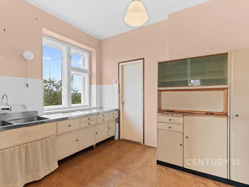 Prodej vily 216 m², pozemek 660 m²