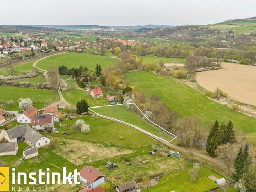 Prodej stavebního pozemku 2574 m²