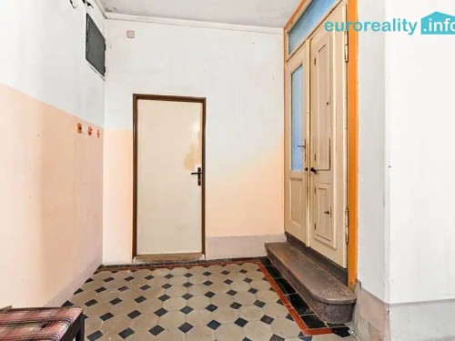 Prodej domu 213 m², pozemek 1424 m²