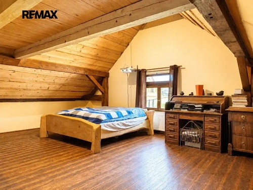 Prodej domu 725 m², pozemek 7880 m²