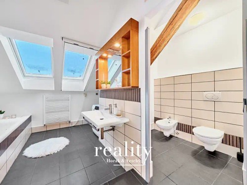 Prodej domu 308 m², pozemek 646 m²