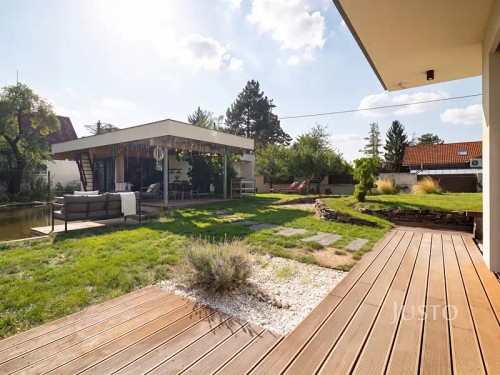 Prodej domu 349 m², pozemek 1385 m²