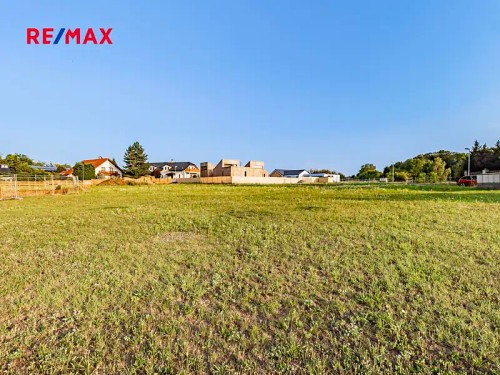 Prodej stavebního pozemku 1083 m²