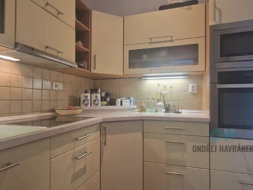Prodej domu 330 m², pozemek 2461 m²