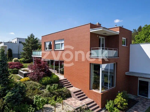 Prodej vily 479 m², pozemek 1503 m²