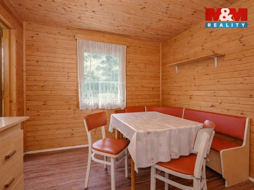 Prodej chaty 30 m², pozemek 400 m²