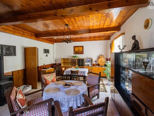 Prodej zemědělské usedlosti 200 m², pozemek 67408 m²