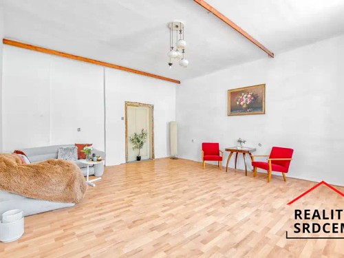 Prodej domu 600 m², pozemek 1659 m²