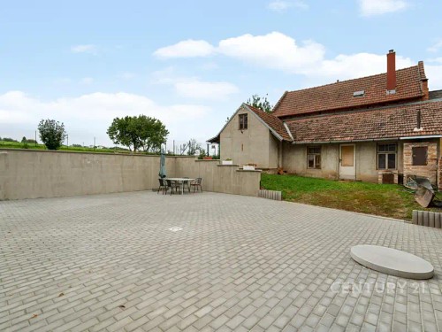 Prodej domu 270 m², pozemek 1064 m²