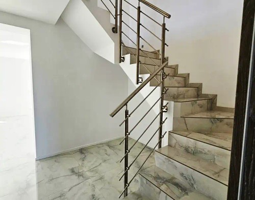 Prodej domu 279 m², pozemek 857 m²