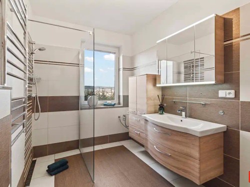Prodej domu 211 m², pozemek 758 m²