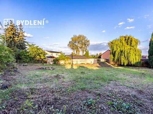 Prodej stavebního pozemku 738 m²