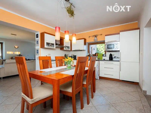Prodej domu 180 m², pozemek 800 m²