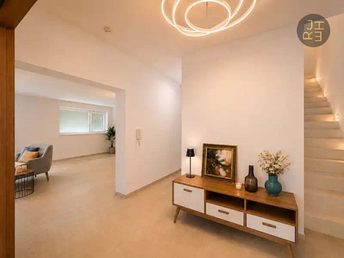 Prodej vily 346 m², pozemek 1077 m²
