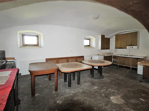 Prodej zemědělské usedlosti 389 m², pozemek 4007 m²