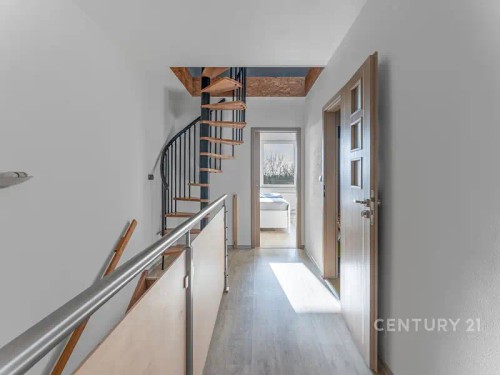 Prodej bytu 4+kk 112 m²