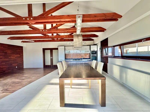 Prodej domu 317 m², pozemek 832 m²