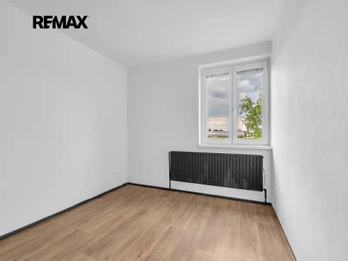 Prodej bytu 4+kk 66 m²