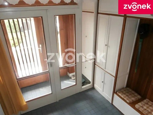 Prodej domu 200 m², pozemek 1075 m²