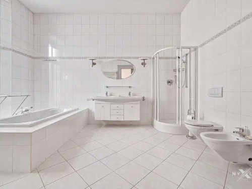 Prodej bytu 5+1 230 m²