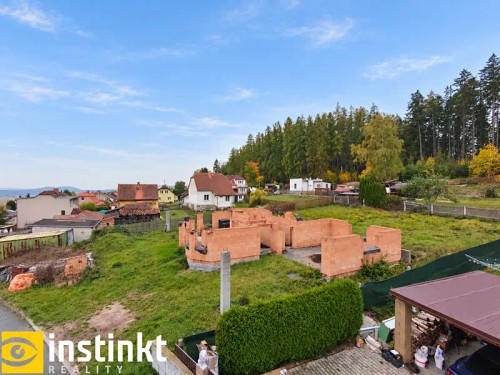 Prodej stavebního pozemku 1453 m²