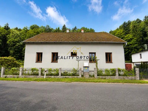 Prodej domu 160 m², pozemek 2013 m²