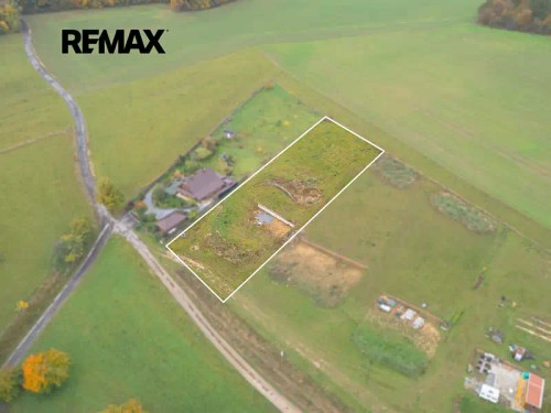 Prodej stavebního pozemku 3002 m²