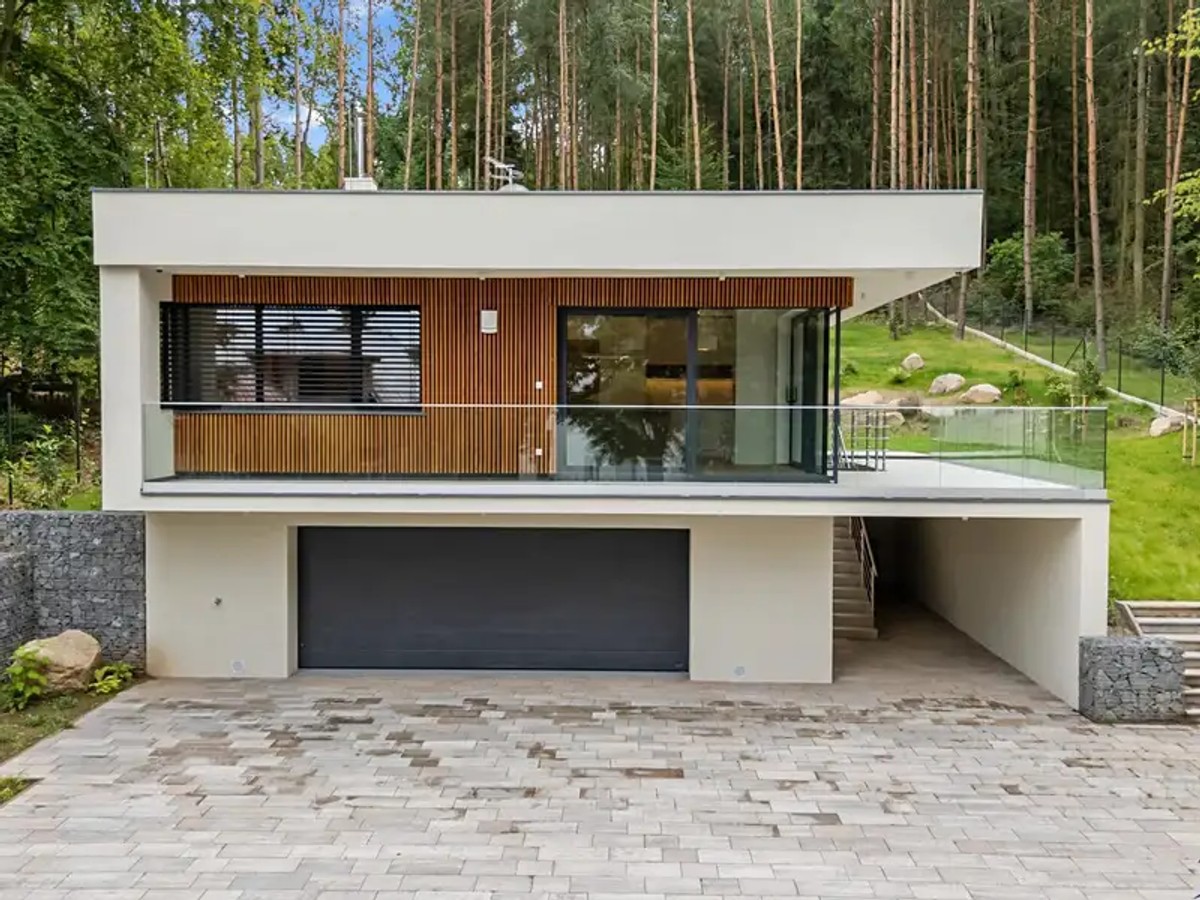 Náměstí 327, Jevany – fotografie 4