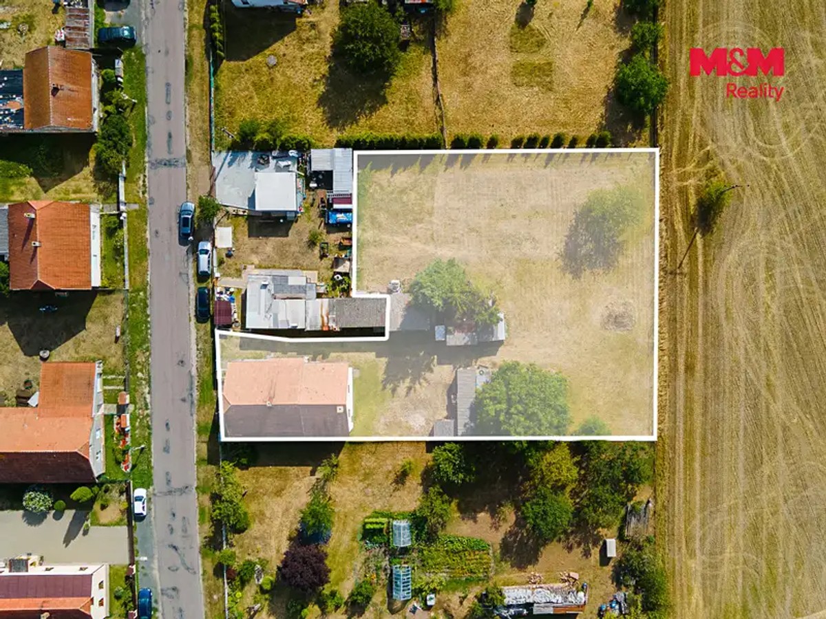 Uhersko 77, Uhersko – fotografie 2