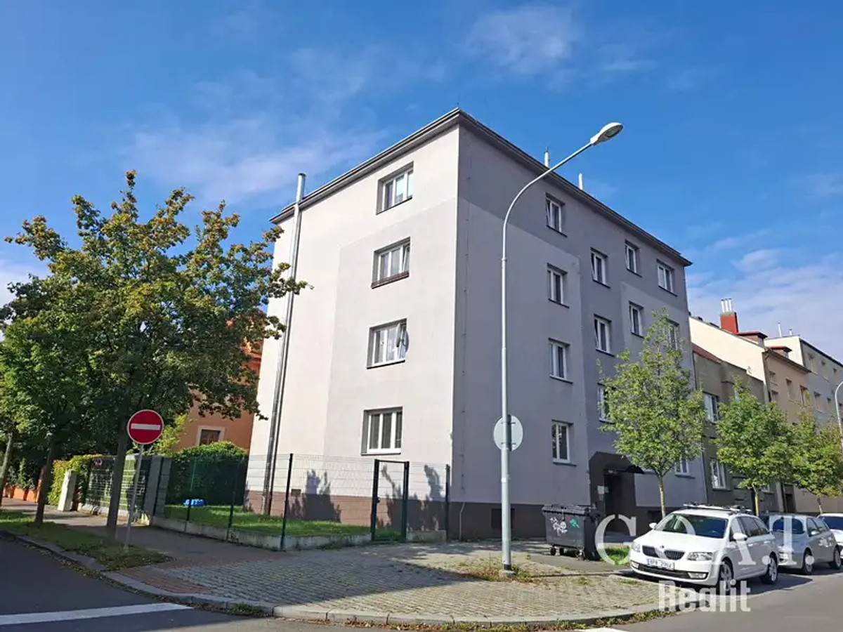 Byt 3+kk 52 m²